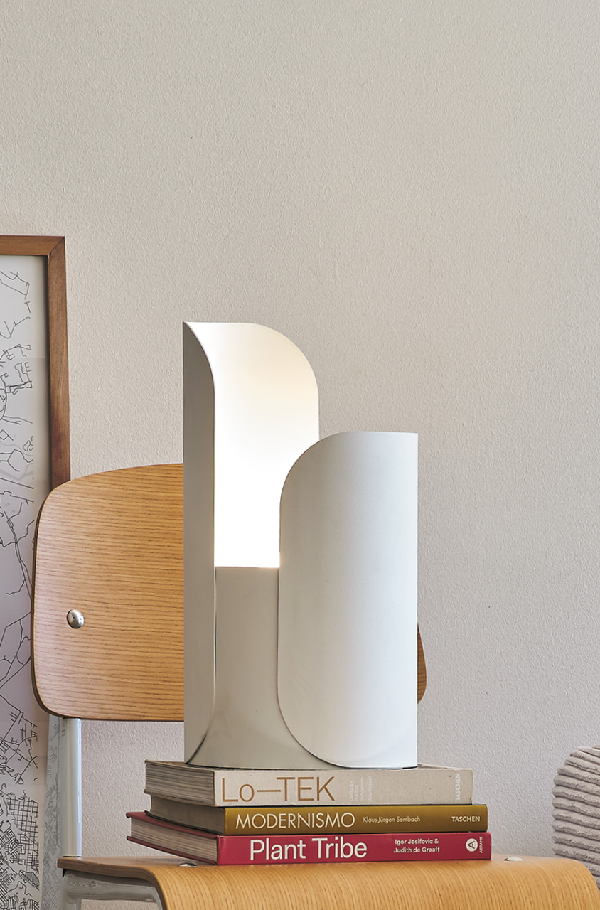 Lámpara de sobremesa metálica Ciro Blanca Grande